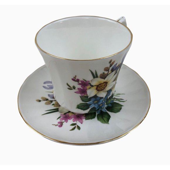 Springfield Tea Cup Saucer England Iris Daffodil Gold Trim Fine Bone China - Picture 3 of 10